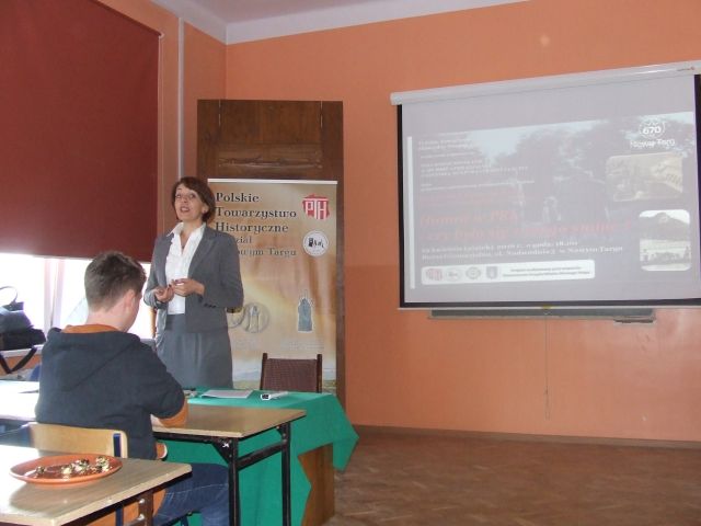 PRL-owska rzeczywistość humorem okraszona