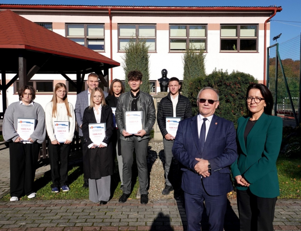 Stypendia Starosty rozdane (zdjęcia)