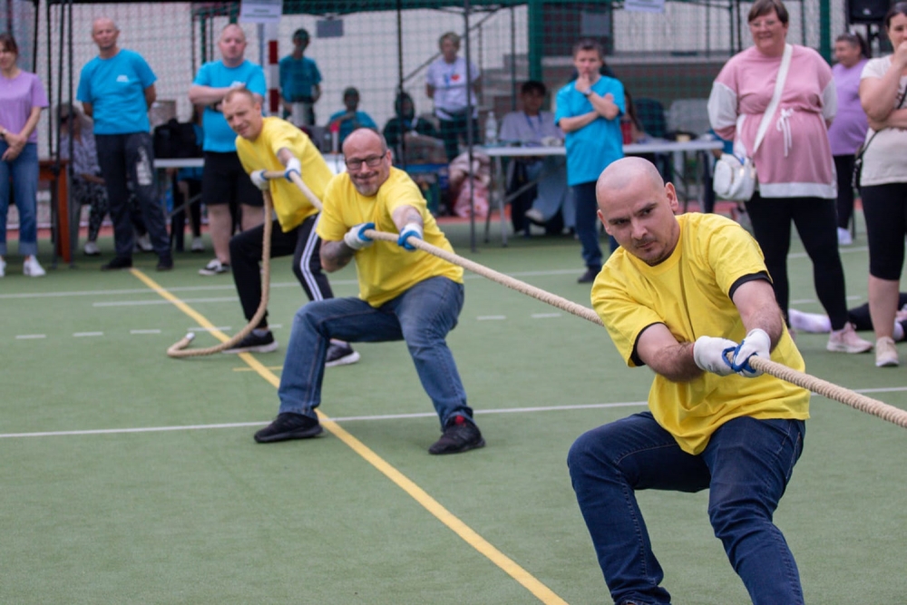 Przeciąganie liny (zdjęcia)