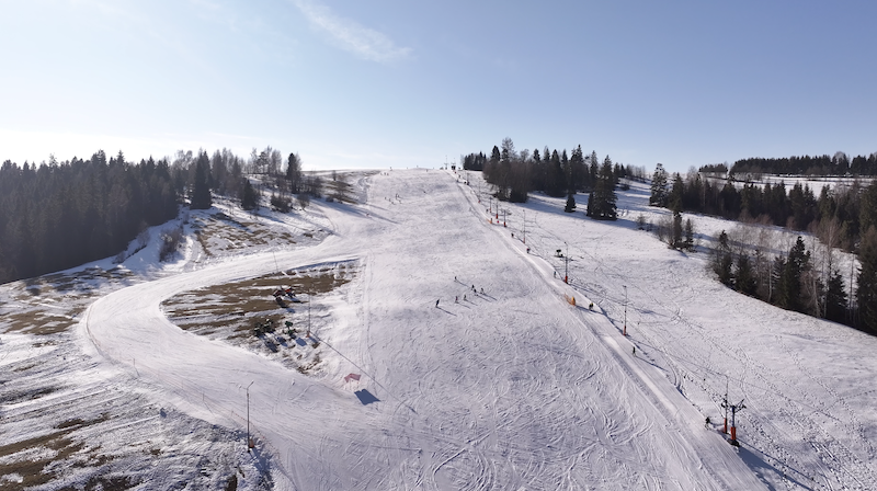 Ferie zimowe na Zadziale - aktywny wypoczynek dla całej rodziny <em>(art. sponsorowany)</em>