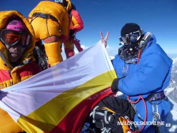 Radny wojewódzki wszedł na Mount Everest