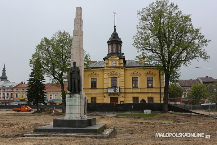 Związek Podhalan zaskarżył uchwałę Rady Miasta. Kolejny poseł włączył się do sporu o pomnik Orkana
