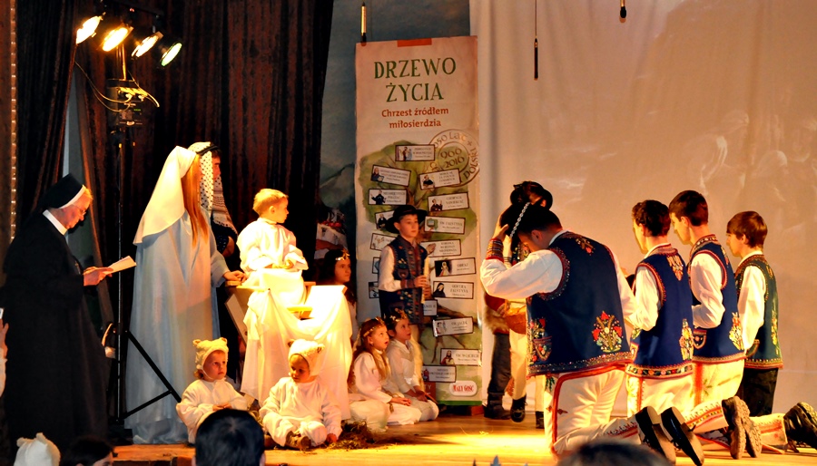 Jasełka na 1050-lecie Chrztu Polski (zdjęcia)