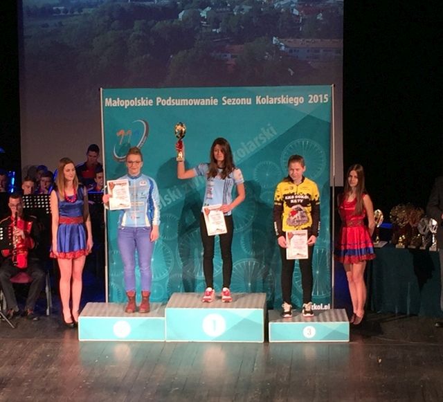 Małopolskie podsumowanie sezunu kolarskiego. Rodzeństwo z Podsarnia na podium