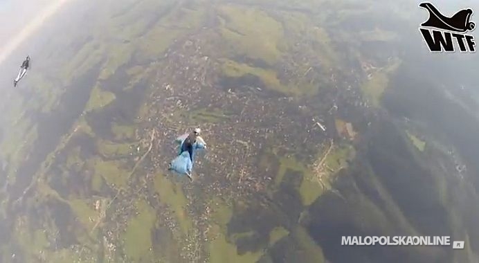 Skoczkowie w kombinezonach Wingsuit nakręcili niezwykły film