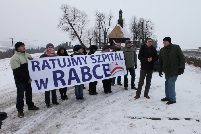 Protestujący w obronie szpitala w Rabce-Zdroju nie zablokowali "zakopianki"