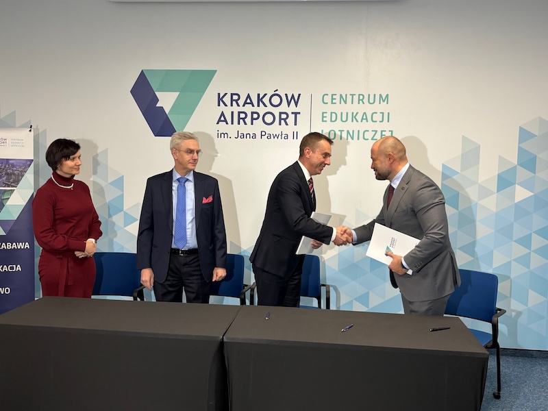 Nowy etap współpracy Politechniki Krakowskiej i Kraków Airport