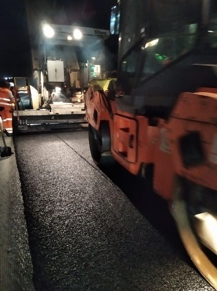 Dalszy ciąg remontu nawierzchni na Zakopiance - w Stroży