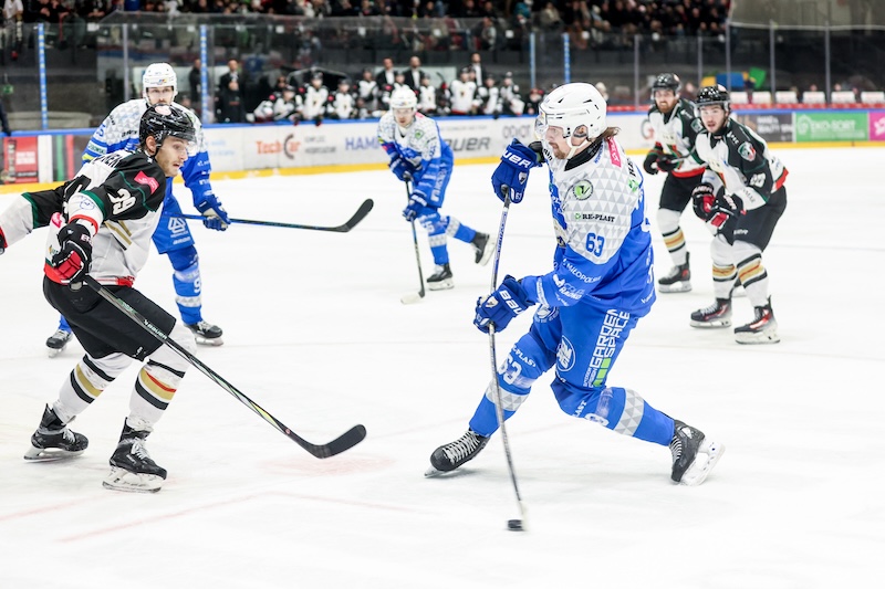 38. kolejka TAURON Hokej Ligi. Lider pokonał mistrza w karnych