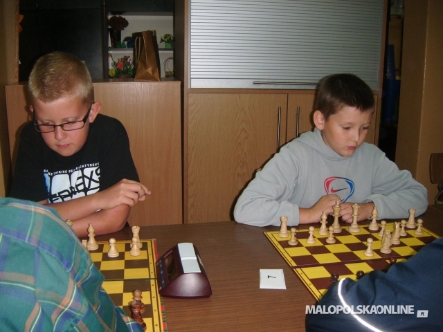 Szachy posiadają rzadko spotykaną właściwość: dzieci je lubią, pomimo że szachy są dla nich dobre! (zdjęcia)
