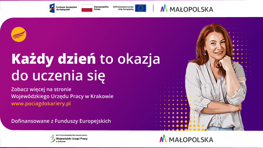 Na grafice znajduje się kobieta z długimi, rudymi włosami, uśmiechnięta, ubrana w jasną koszulę, stojąca na fioletowym tle. Po lewej stronie umieszczono duży napis: 