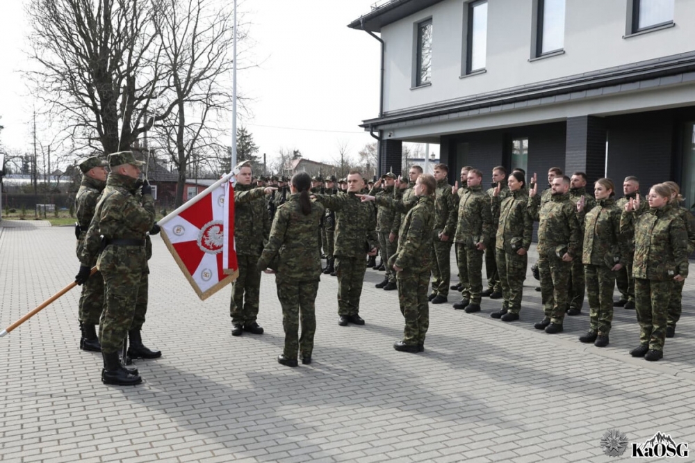 Nowi funkcjonariusze złożyli ślubowanie (video)