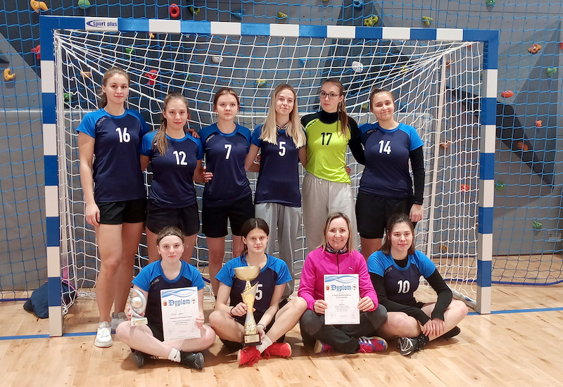 Piłkarki z LO w Grybowie najlepsze!