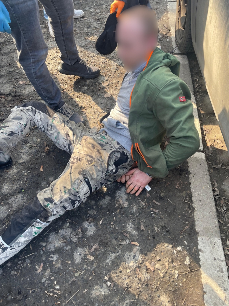 Ukradli auto i próbowali sprzedać je… właścicielowi. Trzech mężczyzn zatrzymanych