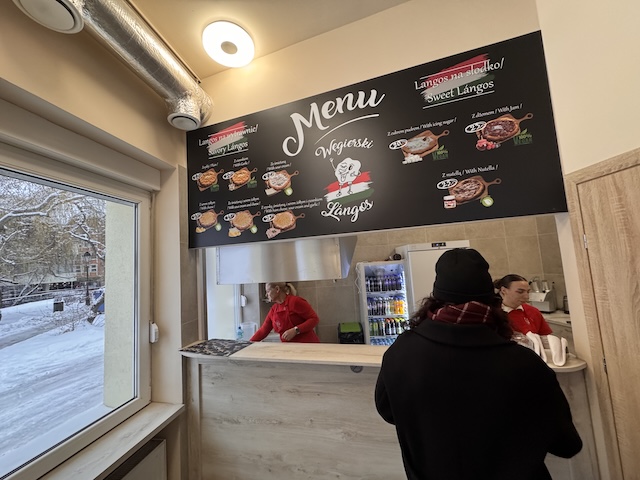 Węgierski smak który podbił Trójmiasto. Teraz langosza kupimy przez cały rok