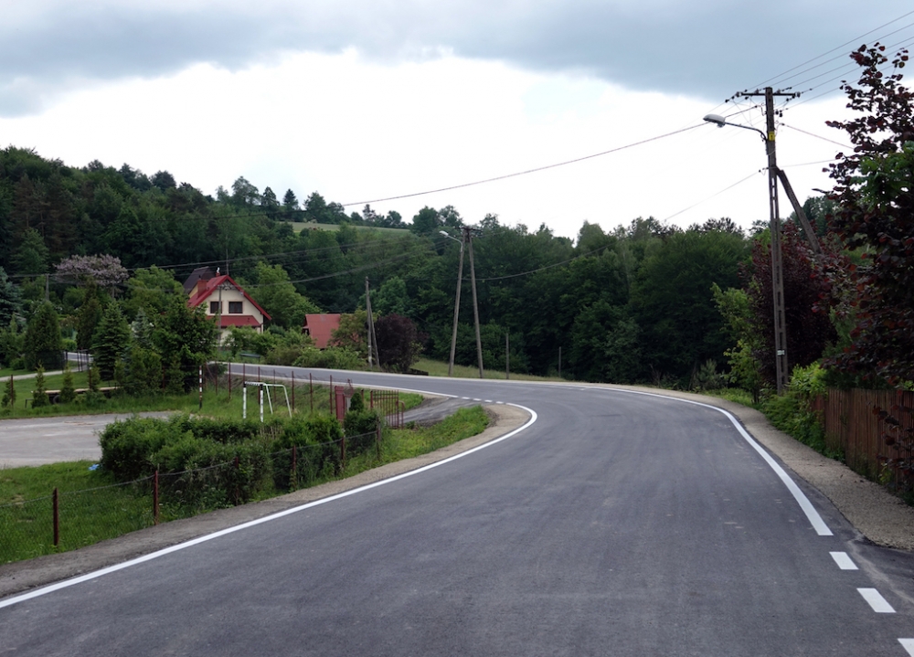 Bukowiec: 1,2 kilometra nowej nawierzchni