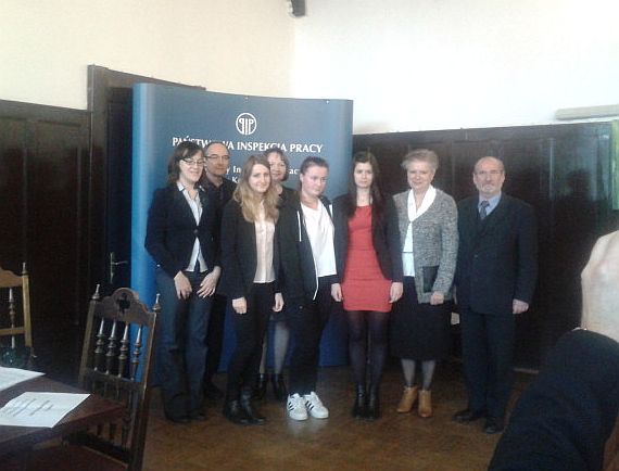 Sukces uczniów ZSTiP w konkursie „Poznaj swoje prawa w pracy”