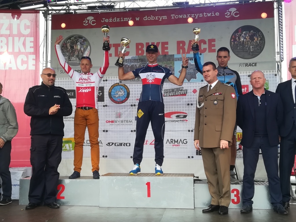 Funkcjonariusz SG z Balic Wicemistrzem Polski w Kolarstwie Szosowym