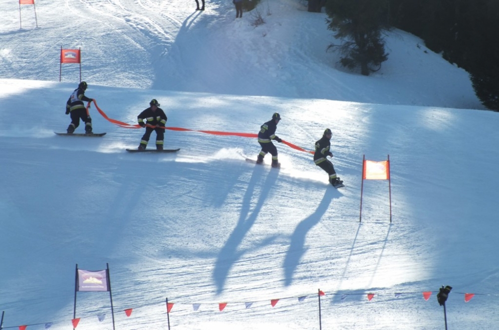 Strażackie mistrzostwa narciarskie i snowboardowe