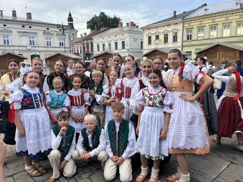 Szkołą w Trybszu