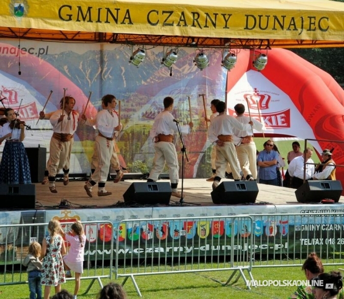 Zdjęciowa relacja z XXIII Gminnych Dożynek - Hołdymas 2013