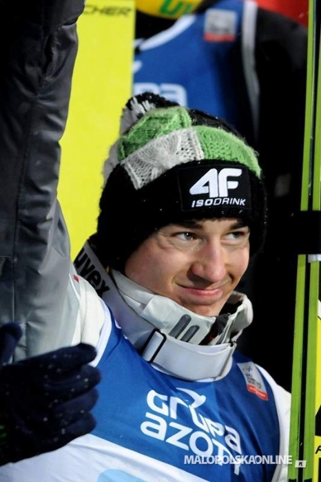 Stoch wygrywa! Dwóch Polaków na podium