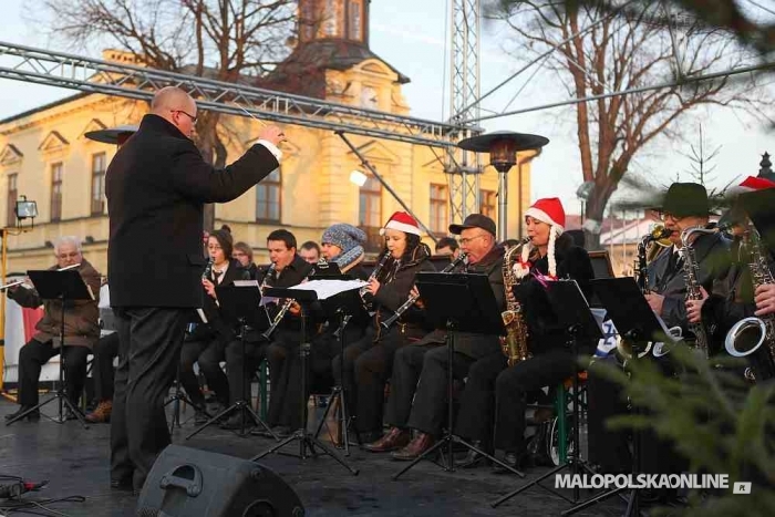 Koncert Miejskiej Orkiestry Dętej na nowotarskim Rynku (zdjęcia)