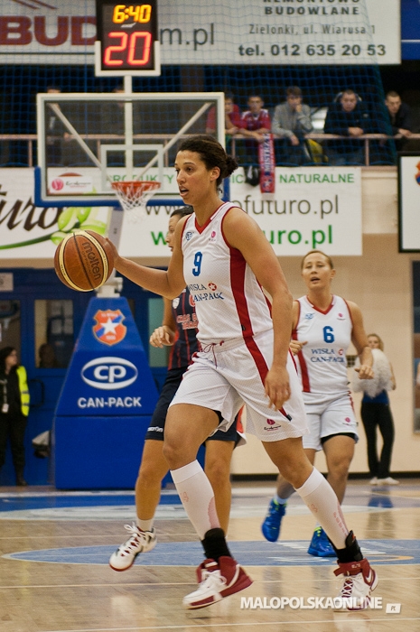 Koszykówka. Wisła Can - Pack Kraków pokonała Cras Basket Taranto (zdjęcia)
